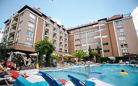 K&E Studios And Apartments
